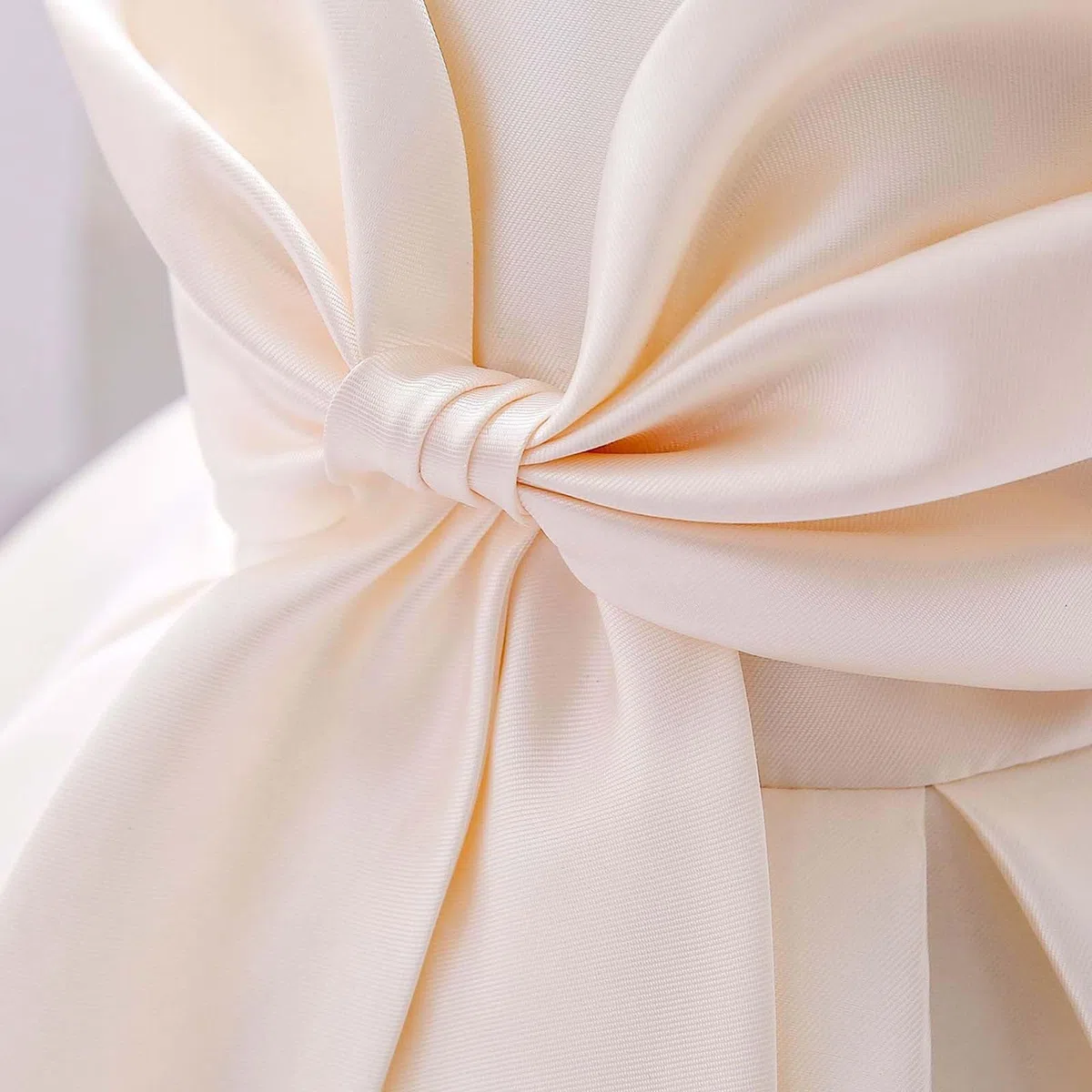 Generico Vestito Damigella Bambina, con Grande Fiocco Decorativo, Modello cerimoniale Elegante, Gonna principessina Adatta a Matrimoni ed Eventi Formali per fanciulle