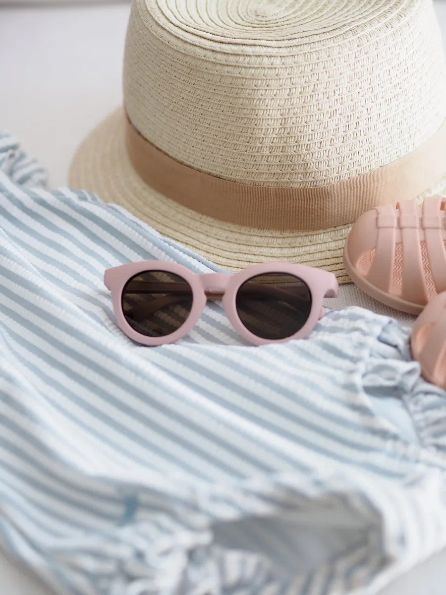 BÉABA, Occhiali Da Sole Per Bambini 2-4 Anni, Protezione 100% UV - CAT 3, Protezione Laterale, Comfort Ottimale, Aste Regolabili A 360°, Adattabili Alla Vista, Collezione Retro, Dusty Rose