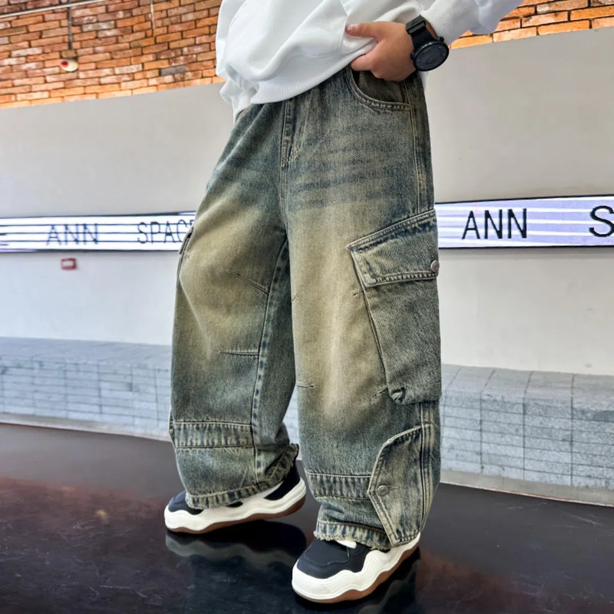 Generico Pantaloni per Bambino - Pantaloni Cargo per Bambini con Vita Completamente Elasticizzata vestibilità Regolare età 4-12 Anni Casual Jeans