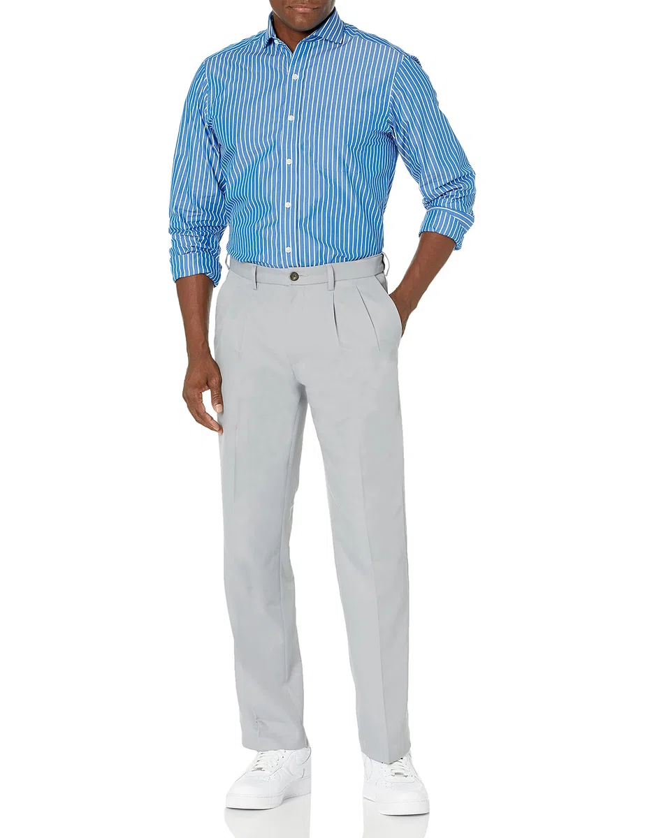 Amazon Essentials Pantaloni da Abito con Pinces con Vita Espandibile in Vita e Vestibilità Classica Uomo