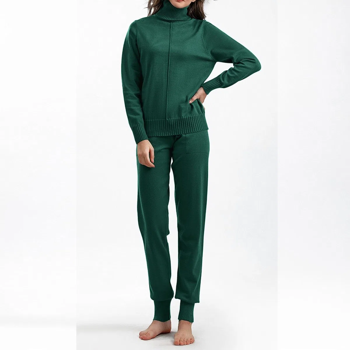 Completo Autunnale da Donna Composto da Due Pezzi, Maglione Oversize con Collo Alto, Pantaloni a Gamba Larga e Tuta Salotto 2025