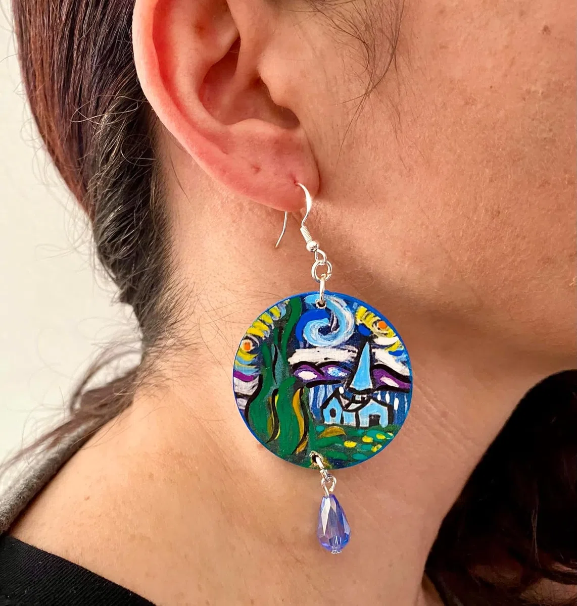 Orecchini dipinti a mano – LA NOTTE STELLATA QUADRO FAMOSO - Orecchini pendenti da donna, Gioielli in legno, Gancio in argento, Made in Italy, Bijoux da donna decorati, Lavorazione Artigianale