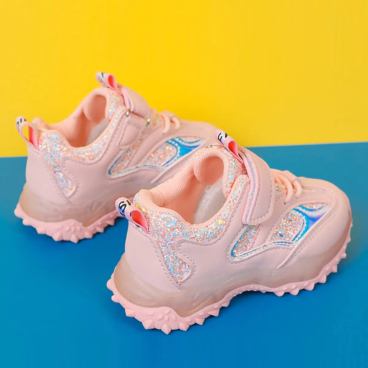 Primavera Autunno Antiscivolo Suola Morbida Del Bambino Del Bambino LED Luci Lampeggianti Scarpe Ragazzi Ragazze Bambini Scarpe Sportive Rag
