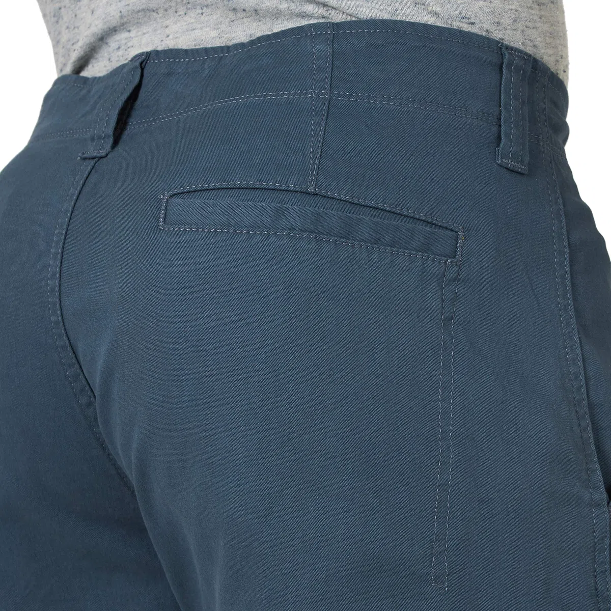 Wrangler Authentics - Classic Cargo Stretch Short, Pantaloni Cargo da Uomo Uomo