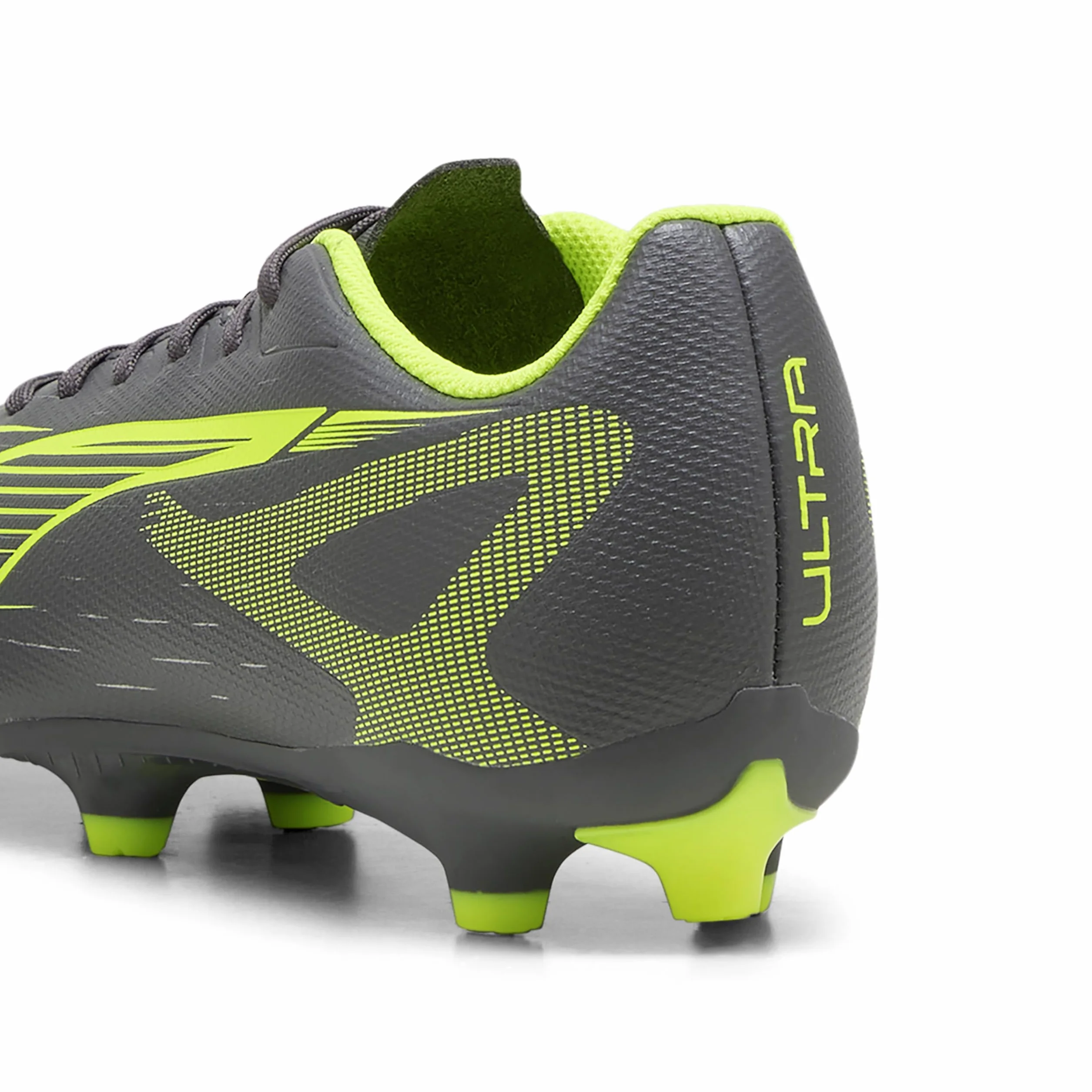 Puma Ultra 5 Play Fg/AG Wn's Soccer ShoeDonna