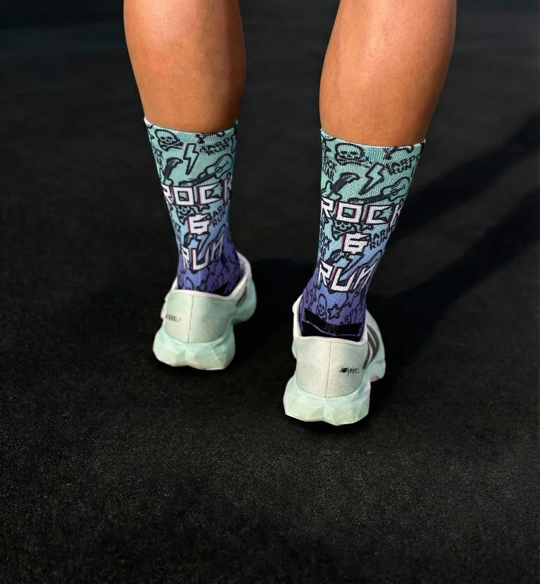Jungle Socks Running Series - Pacco da 3 Calzini ad Alte Prestazioni per Running, Traspiranti, Comprimibili e Rinforzati.