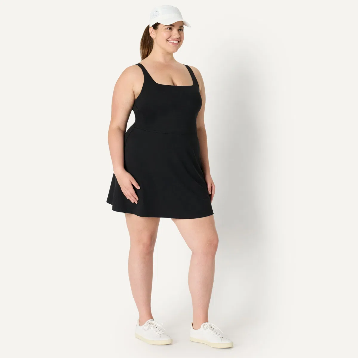 Amazon Essentials Abito Tecnico da Tennis Lungo in FormFlex Morbidissimo Donna