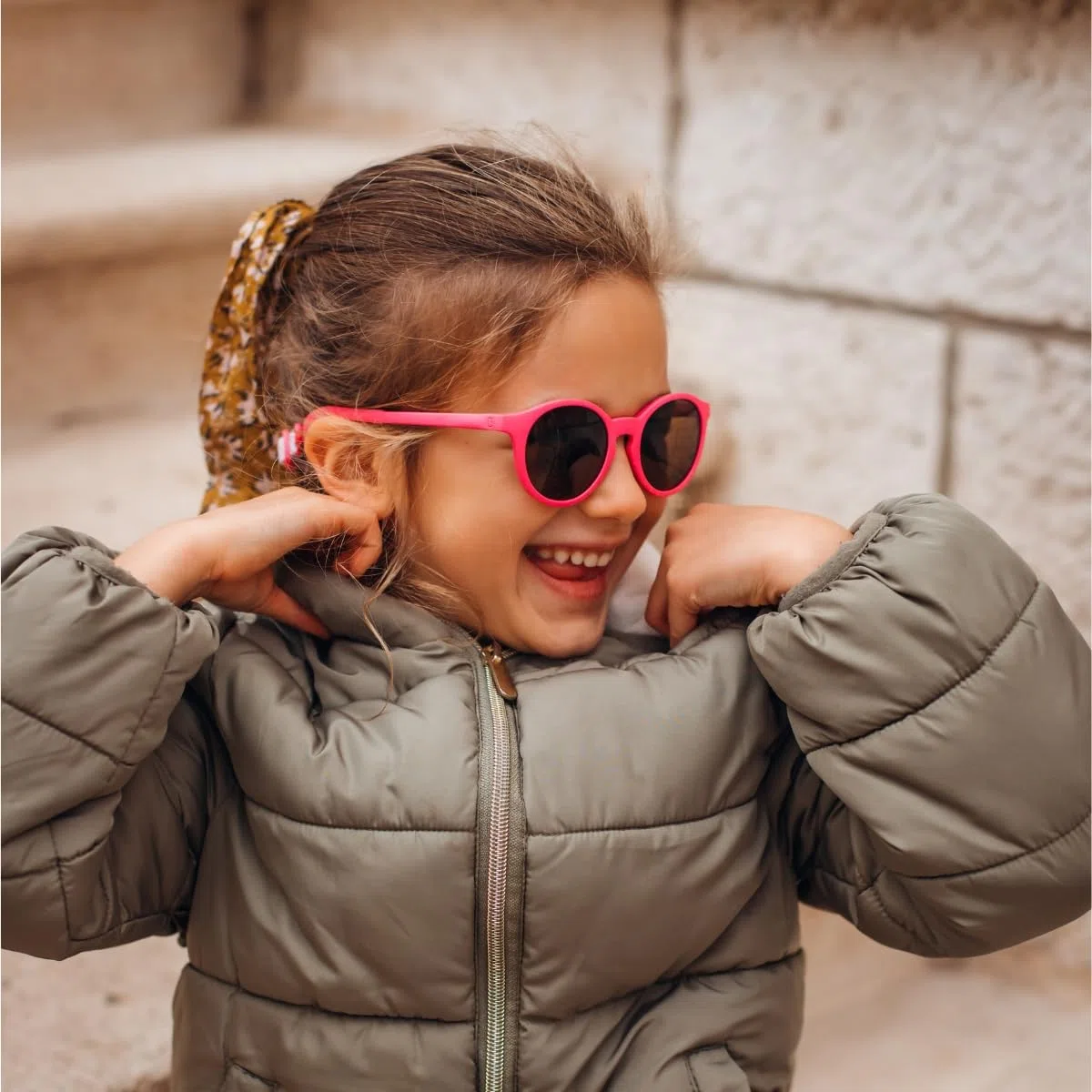 BÉABA, Occhiali da sole per bambini 4-6 anni, 100% protezione UV - CAT 3, protezione laterale, comfort ottimale, aste regolabili a 360°, Sunrise, Fuschia