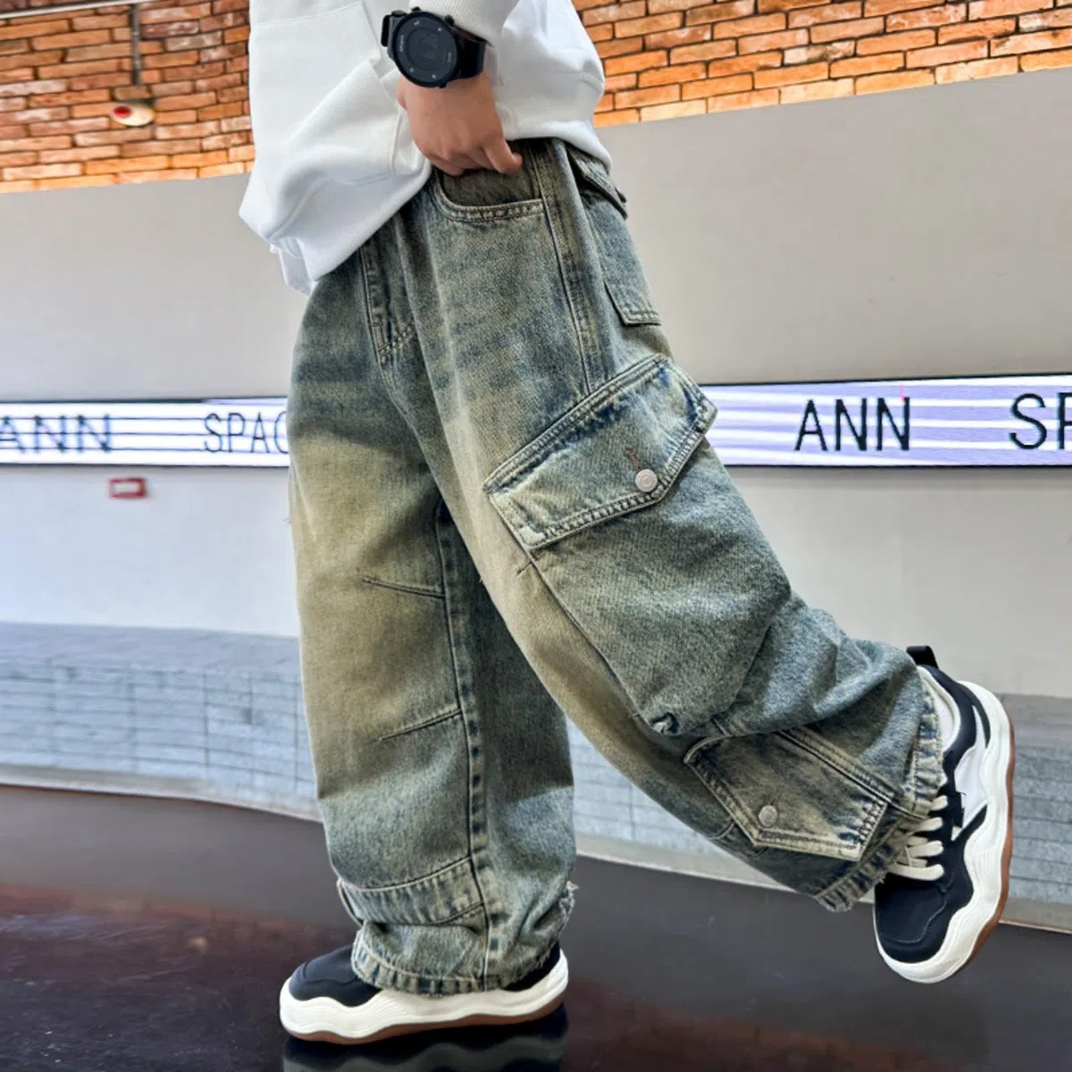 Generico Pantaloni per Bambino - Pantaloni Cargo per Bambini con Vita Completamente Elasticizzata vestibilità Regolare età 4-12 Anni Casual Jeans