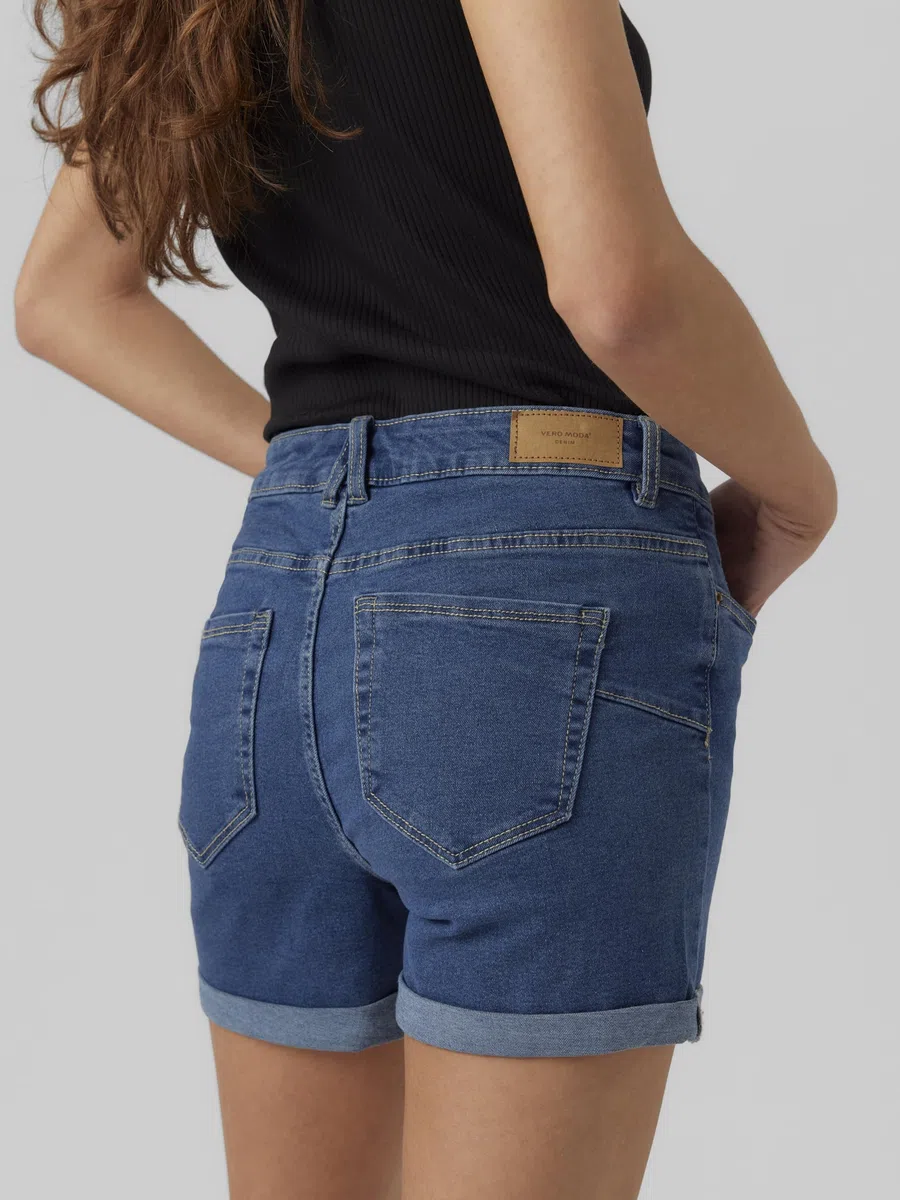 VERO MODA Shorts Denim con Orlo Arrotolato e Tasche