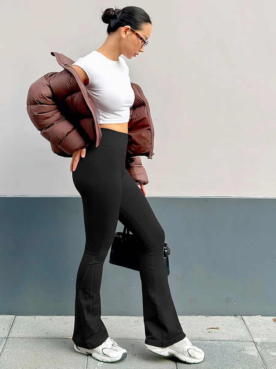 ZAAYO Flared Invisible Scrunch Leggings da donna, con push up, per sport, a vita alta, per palestra, yoga, allenamento