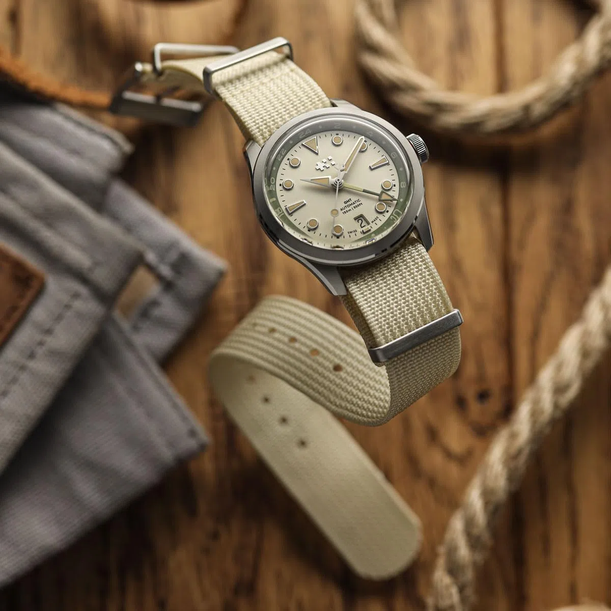 WatchGecko Ridge Military Nylon Watch Strap