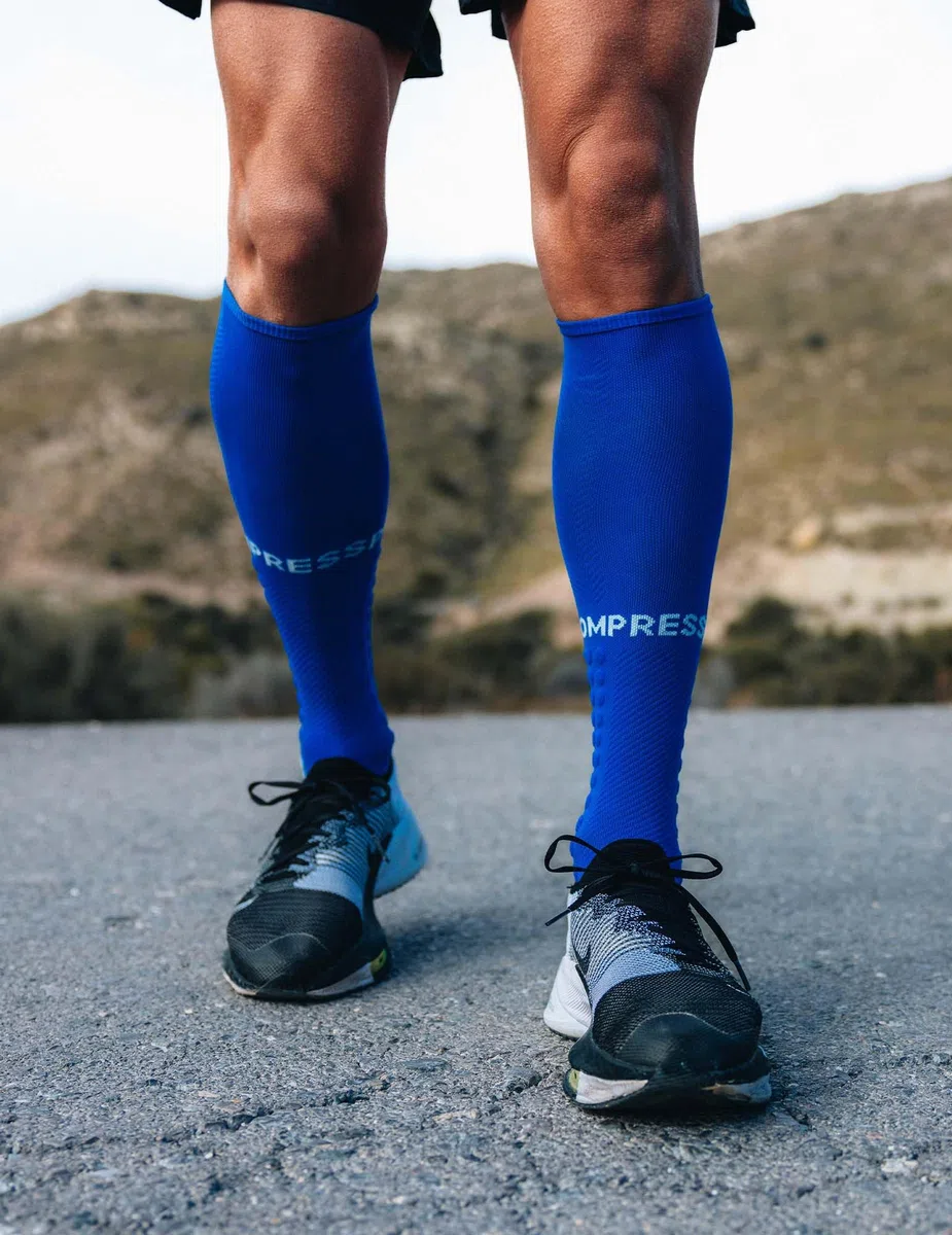 COMPRESSPORT Full Socks Run Calze di compressione unisex - Supporto muscolare - Running e triathlon per allenamento e competizione - Ultra leggero