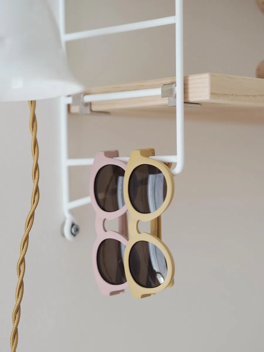 BÉABA, Occhiali Da Sole Per Bambini 2-4 Anni, Protezione 100% UV - CAT 3, Protezione Laterale, Comfort Ottimale, Aste Regolabili A 360°, Adattabili Alla Vista, Collezione Retro, Dusty Rose
