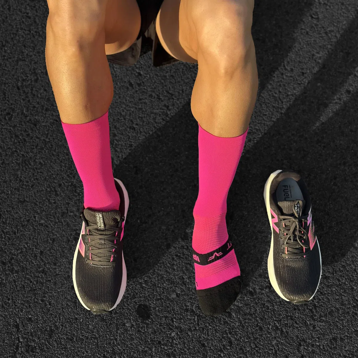 Calzini Tecnici Sportivi a Compressione, studiati per Alte Prestazioni nella Pratica Sportiva di Corsa, Ciclismo, CrossFit, Palestra.