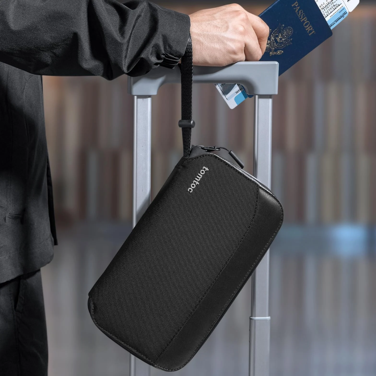 tomtoc Custodie per passaporto per 4 passaporti e 4 carte, Custodia per passaporti per famiglie con supporto per carta SIM e pin di espulsione, Protezione RFID, tasca per carta di vaccinazione