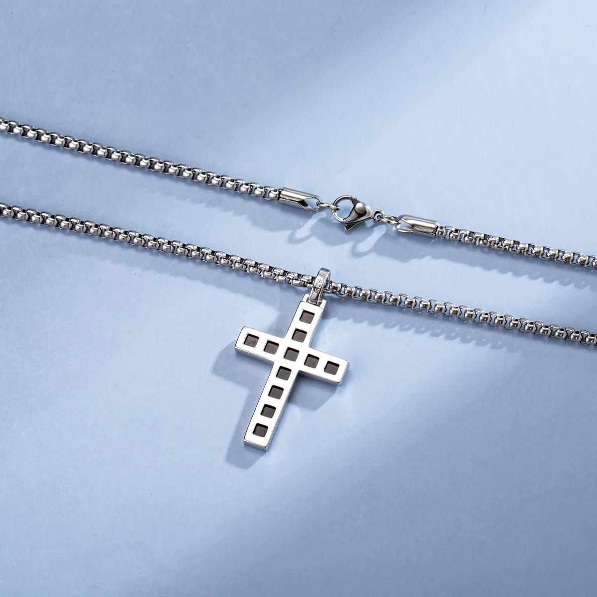 FANCIME Collana Croce Uomo in Argento Sterling 925 Crocifisso Ciondolo Nera, Gioielli Regalo per Lui Ragazzi Bambini - Catena Lunghezza: 60 cm