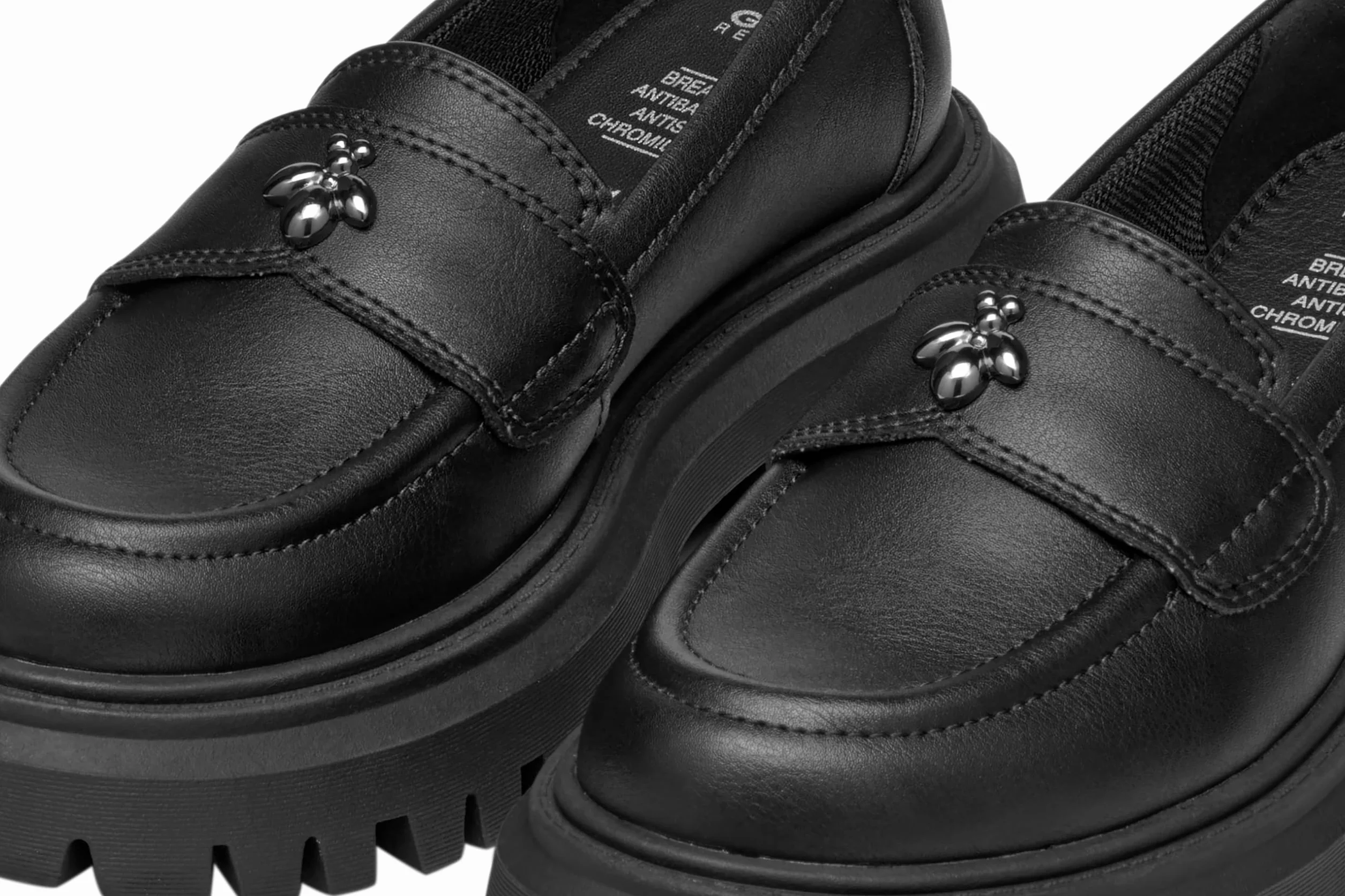 Geox Girl's J Maquinnens E Moccasin, Nero, 8 UK