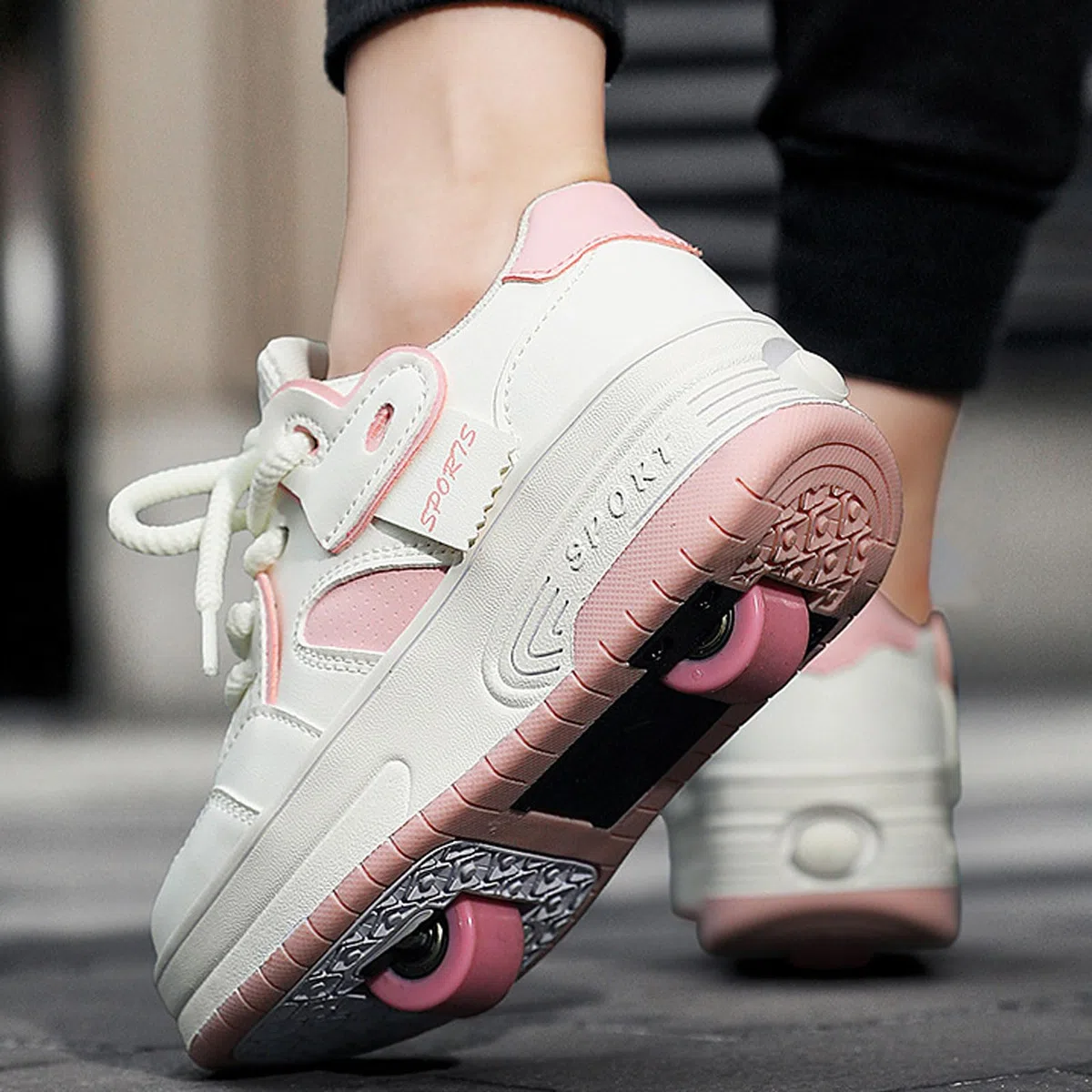 Sneakers Retrattile Doppia Ruote,Scarpe con Rotelle per Ragazzo e Ragazza,Rotelle a Scomparsa Skateboard Sneakers,Traspirante,con 2 Ruote,per Bambino Ragazze e Ragazzi