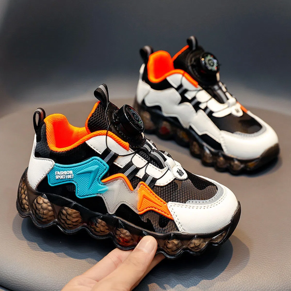 Nuove Scarpe da Basket per Bambini Scarpe Sportive per Bambini Scarpe Sportive con Fibbia Twist Scarpe da Basket per Bambini e Bambine