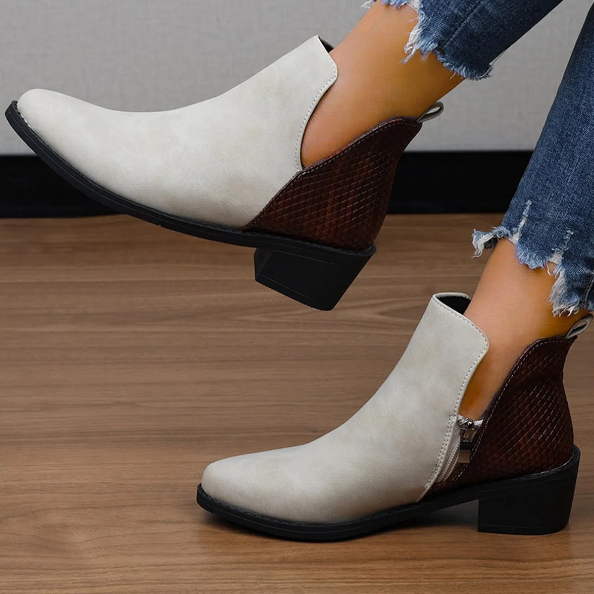 Generisch Stivaletti da donna e inverno alla moda in pelle abbinati, casual e comodi
