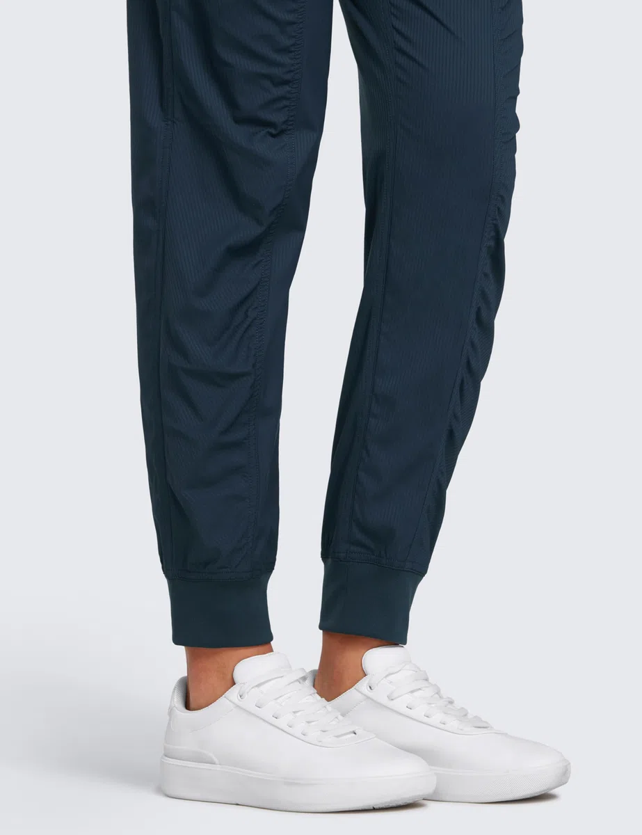 CRZ YOGA Pantaloni Atletici da Donna Morbidi Affusolati con Coulisse con Tasche - 72 cm
