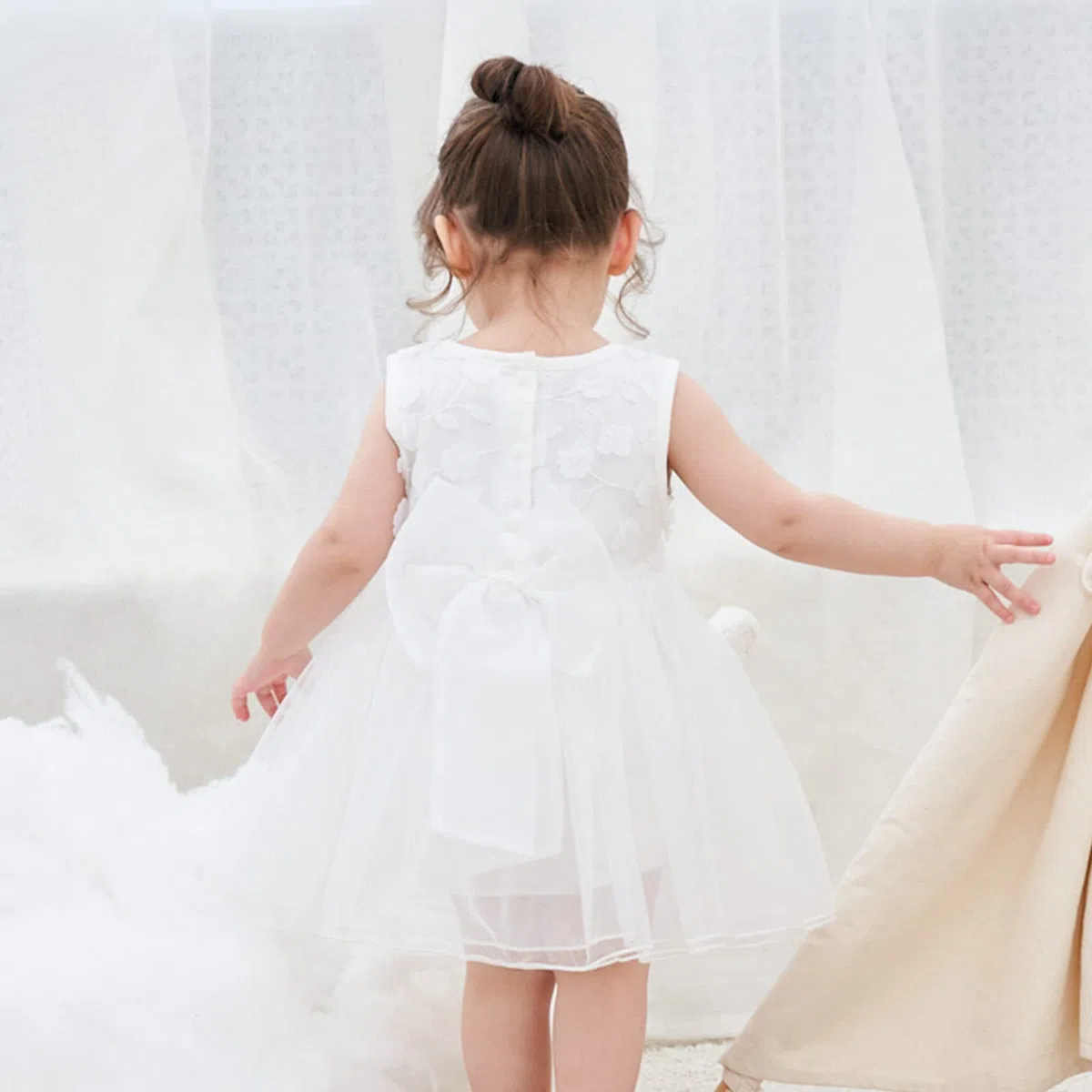 famuka Abiti da Bambina Abito da Battesimo Abito da Sposa Abiti da Battesimo di Compleanno per Matrimoni Principessa (6 Mesi, Bianco)