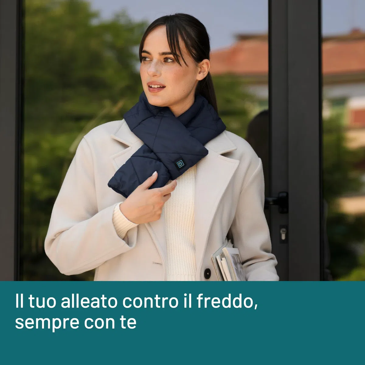 Imetec Heat On The Go Puffer Scarf - Sciarpa Riscaldante Cordless 3 Temperature, Blu - Calore Extra per Collo e Cervicale, Senza Fili Ricaricabile con Powerbank (non incluso)