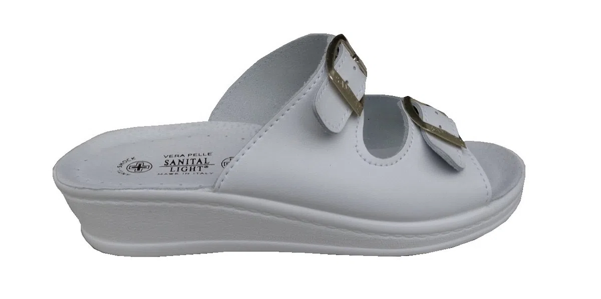 Sanital Light - 1371 - Ciabatta Leggera e Comoda | Suola Leggera con Sottopiede Anti-Shock | Tomaia in Pelle | Ideale per Comfort del Piede | Ciabatte da Casa e Sanitarie - 100% Fatto in Italia
