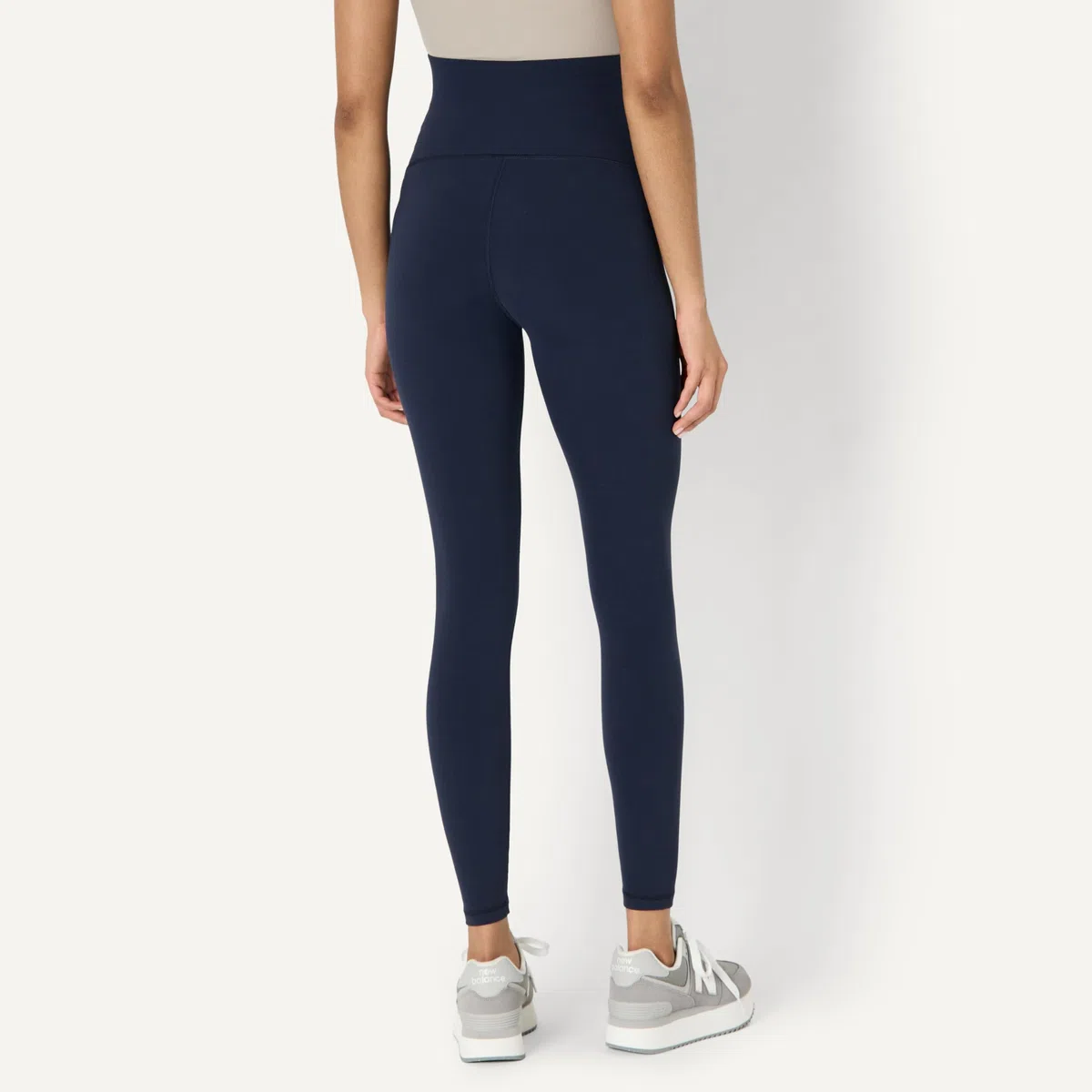 Amazon Essentials Donna Leggings Yoga Tecnici in FormFlex Morbidissimo, Premaman, sopra la Pancia, Lunghi