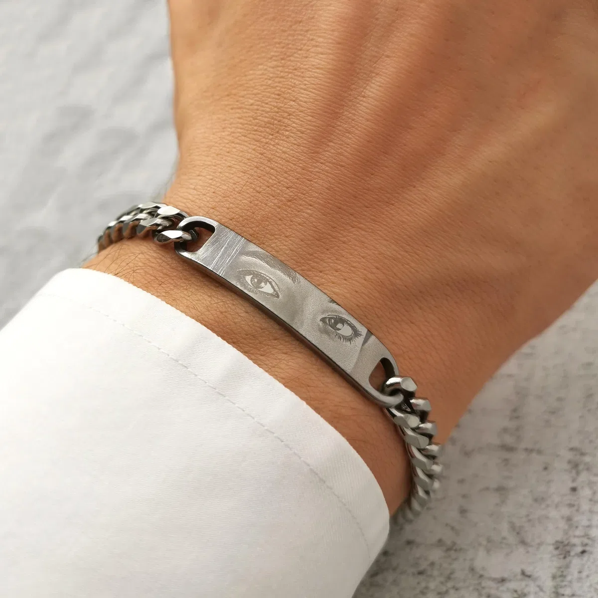 ALMENDRA Bracciale con foto occhi fidanzati con fotografia personalizzata da uomo incisa braccialetto incisione nome frase inciso scritta regalo