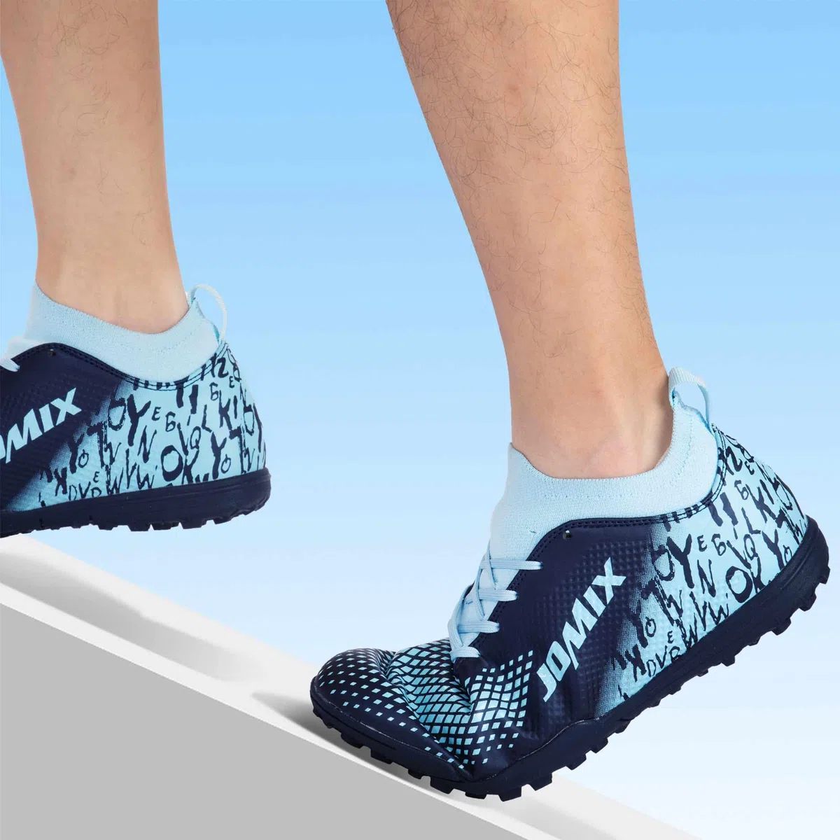 JOMIX Scarpe da Calcetto Calcio Unisex Bambini Ragazzi Adolescenti – Multitacchetti TF per Campi Sintetici ed Erba Artificiale – Leggere Resistenti Antiscivolo WOS250436 (Blu, 35)