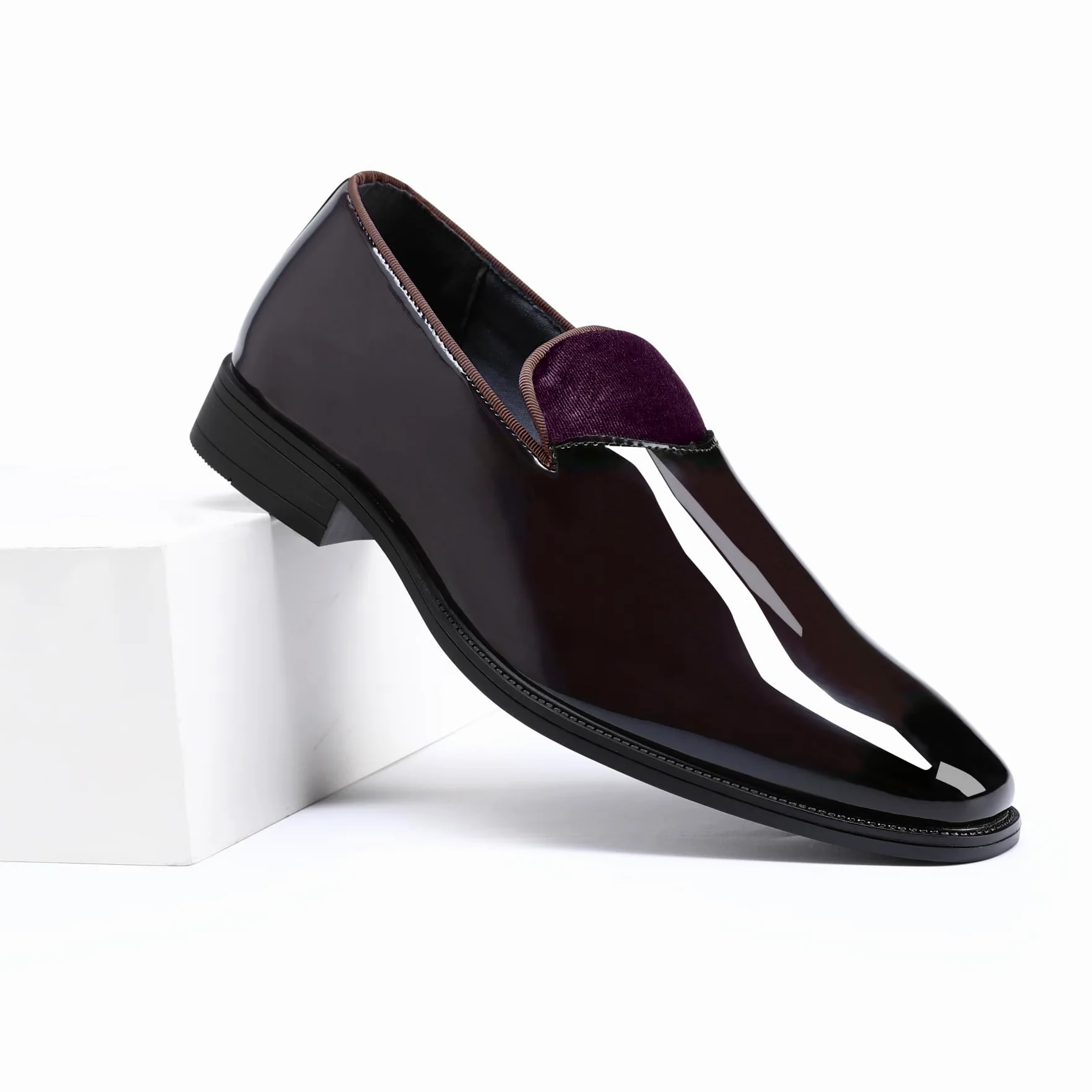 YFFUSHI Loafers Uomo Pelle Verniciata Lucida Scarpe da Cerimonia Senza Lacci per Matrimonio Ufficio Guida