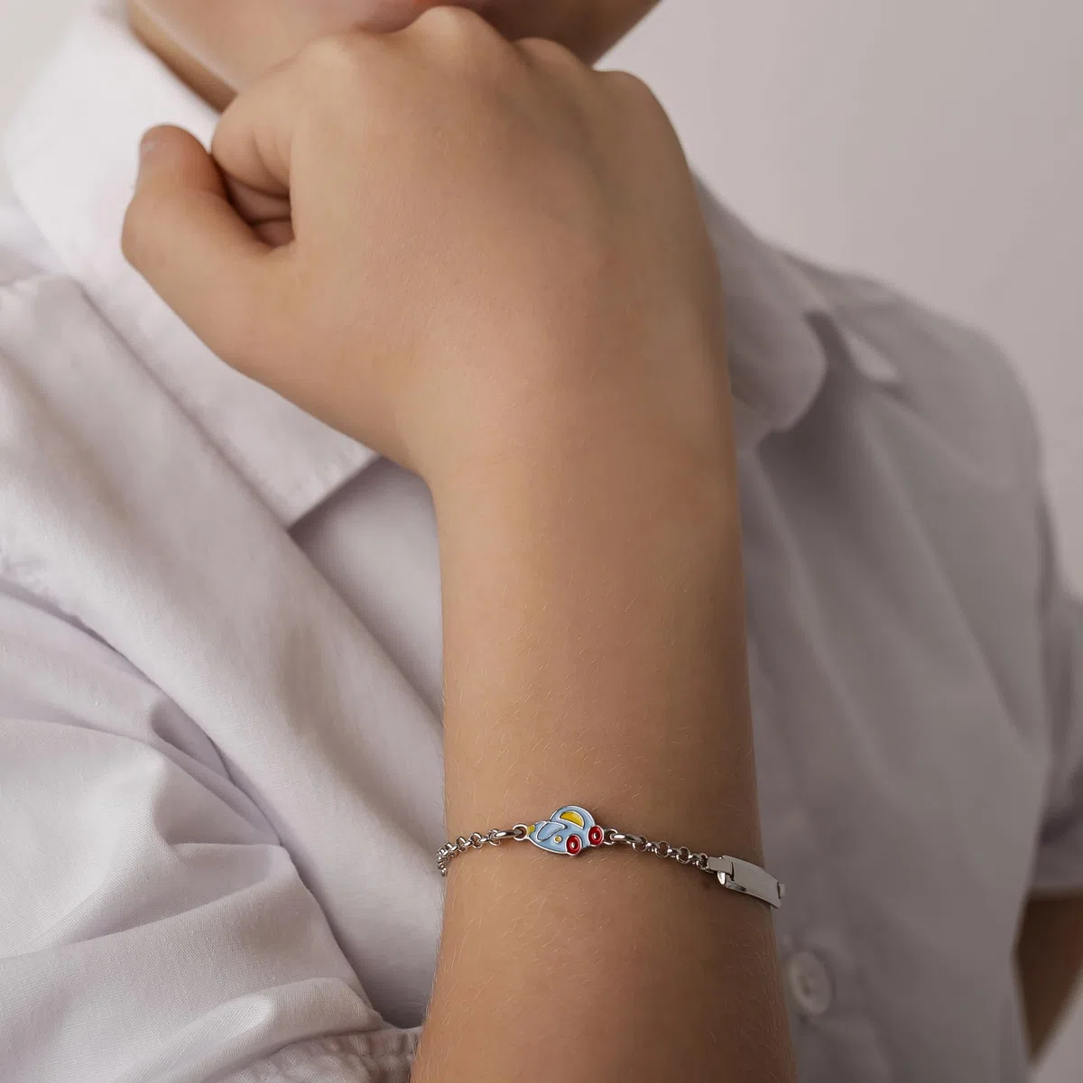 Sakrami Bracciale Argento 925 Bimbo Macchinina Smaltata Kids Collection + Confezione Regalo Personalizzata - Braccialetto per Nascita Comunione o Battesimo