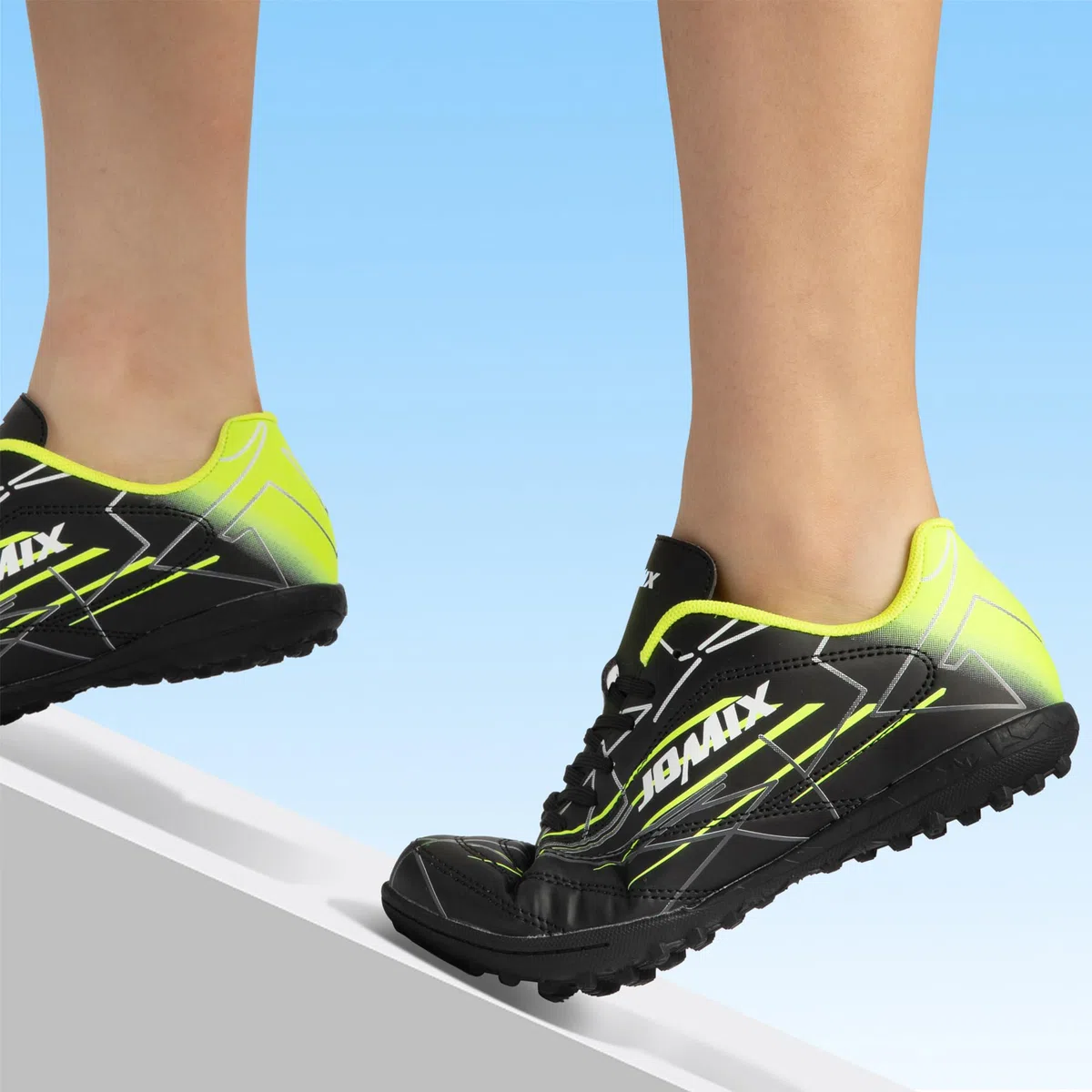 JOMIX Scarpe Calcetto Unisex Ragazzi Ragazze Donna – Sneakers Sportive con Multitacchetti TF – Campi Sintetici ed Erba Artificiale – Antiscivolo e Traspiranti WOS250656