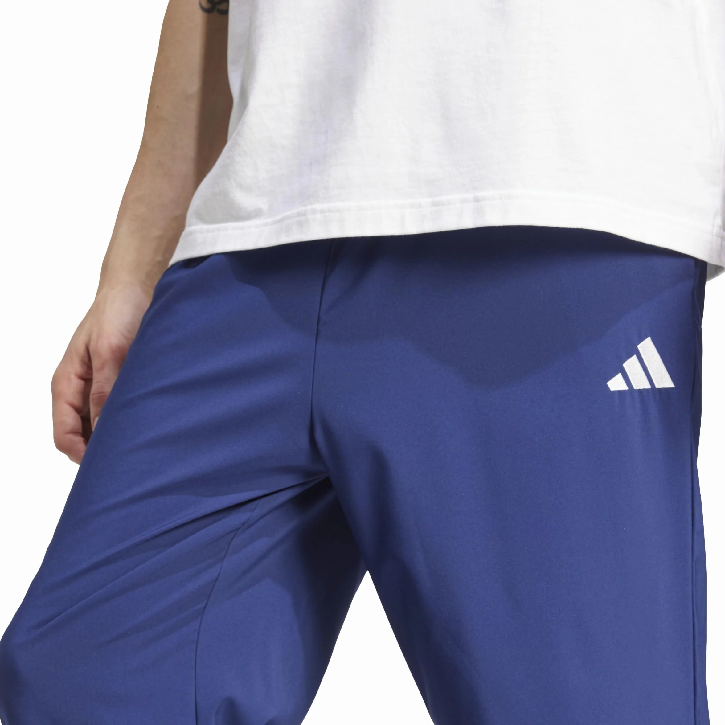 Adidas - Essentials Small Logo Stanford Pant Open Hem, Pantaloni da Golf Uomo