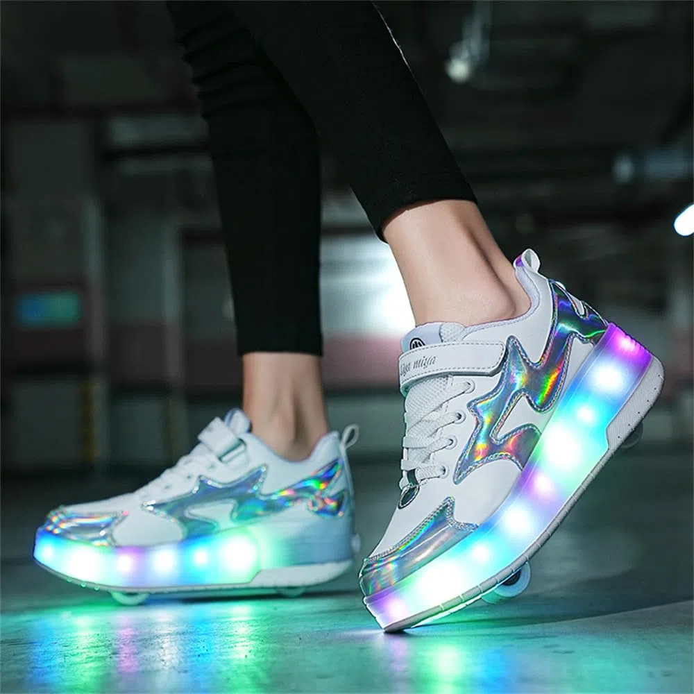 Mateju Scarpe con Rotelle Bambini Scarpe da Skateboard con Due Ruote Retrattile Moda Sneakers 2 in 1 Multiuso per Ragazzo e Ragazza, Traspirante Pattini a Rotelle Scarpe Sportive