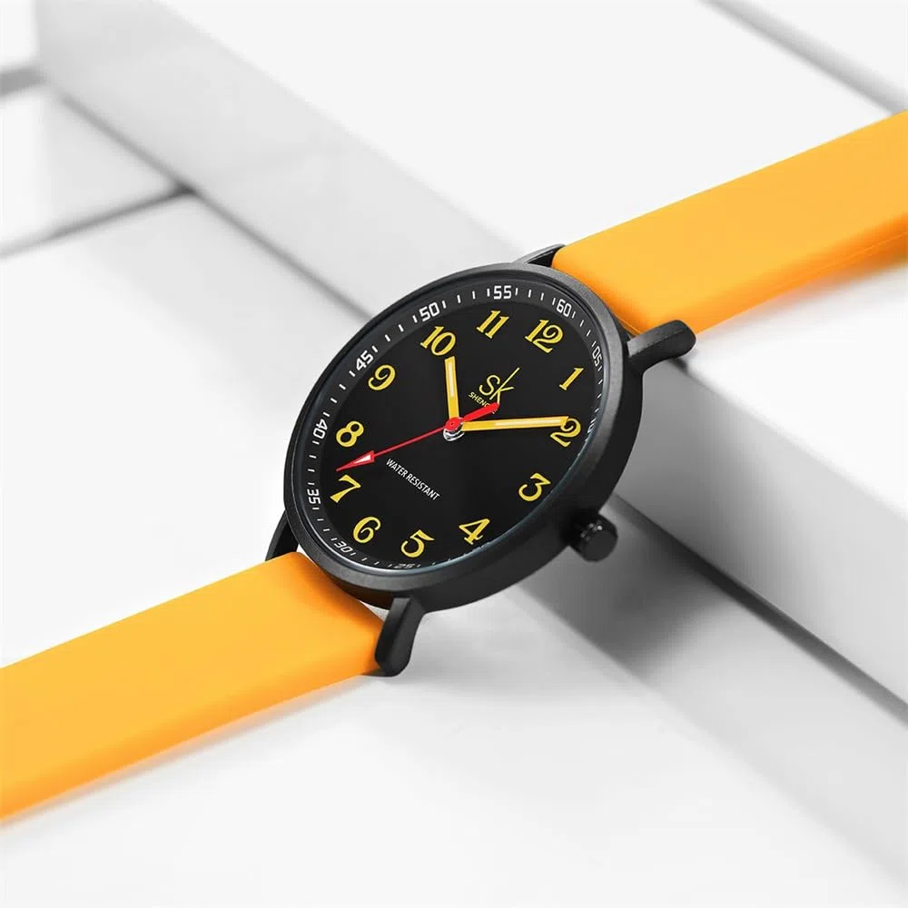 SHENGKE SK Scrub ultra sottile alla moda Orologio da donna per professionisti medici, infermieri, medici, studenti Orologio con quadrante di facile lettura, cinturino in silicone colorato