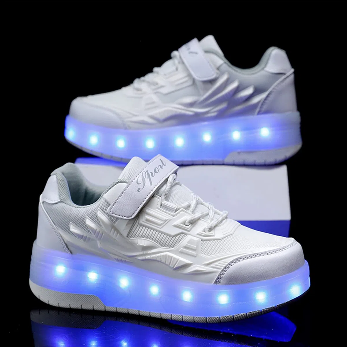 Scarpe con rotelle da Bambina Scarpe con luci Ragazza Scarpe da LED Ruota Skateboard Sneaker Sportive con Rotelle Multisports Skateboard Sneaker con Ruote per Bambini epifania natale compleanno regalo