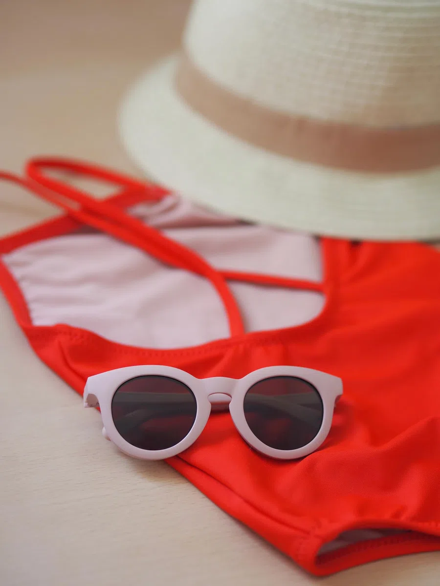 BÉABA, Occhiali Da Sole Per Bambini 2-4 Anni, Protezione 100% UV - CAT 3, Protezione Laterale, Comfort Ottimale, Aste Regolabili A 360°, Adattabili Alla Vista, Collezione Retro, Dusty Rose