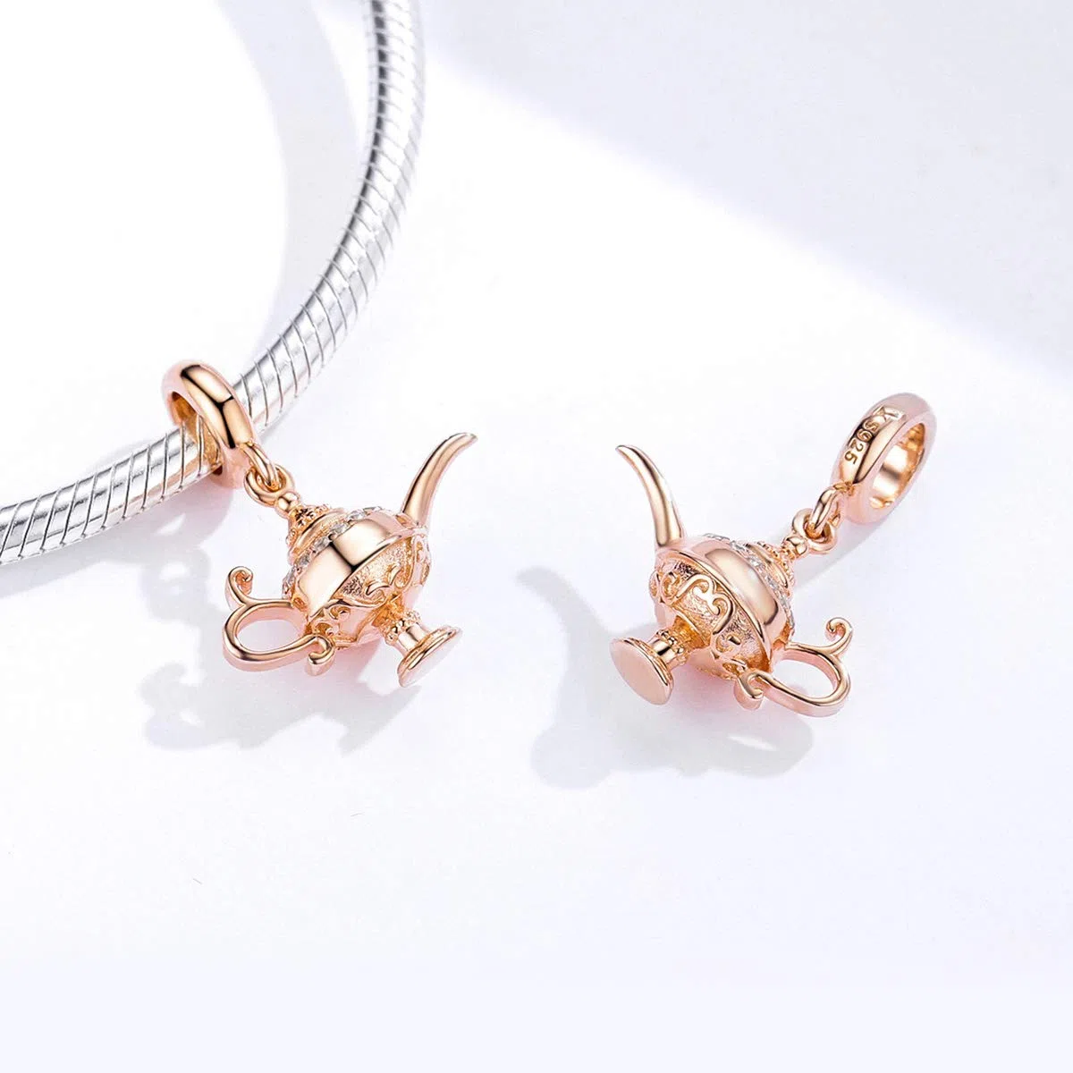 NewL Charms - Ciondolo a forma di lampada di Aladdin, in argento 925, compatibile con braccialetti in argento, design magico di colore rosa