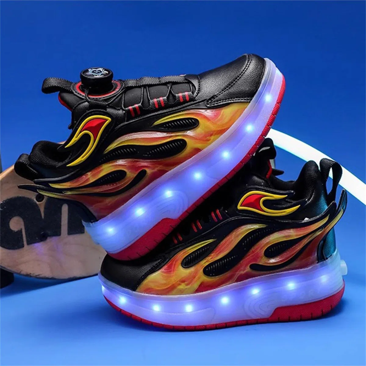 Mateju Scarpe con Rotelle Bambina Ragazzo Ragazza Sportive Scarpe da Skateboard, 2 Rotelle LED Luci Rimovibile Skateboard Ginnastica da Pattini Sneakers per Bambino Donna Uomo