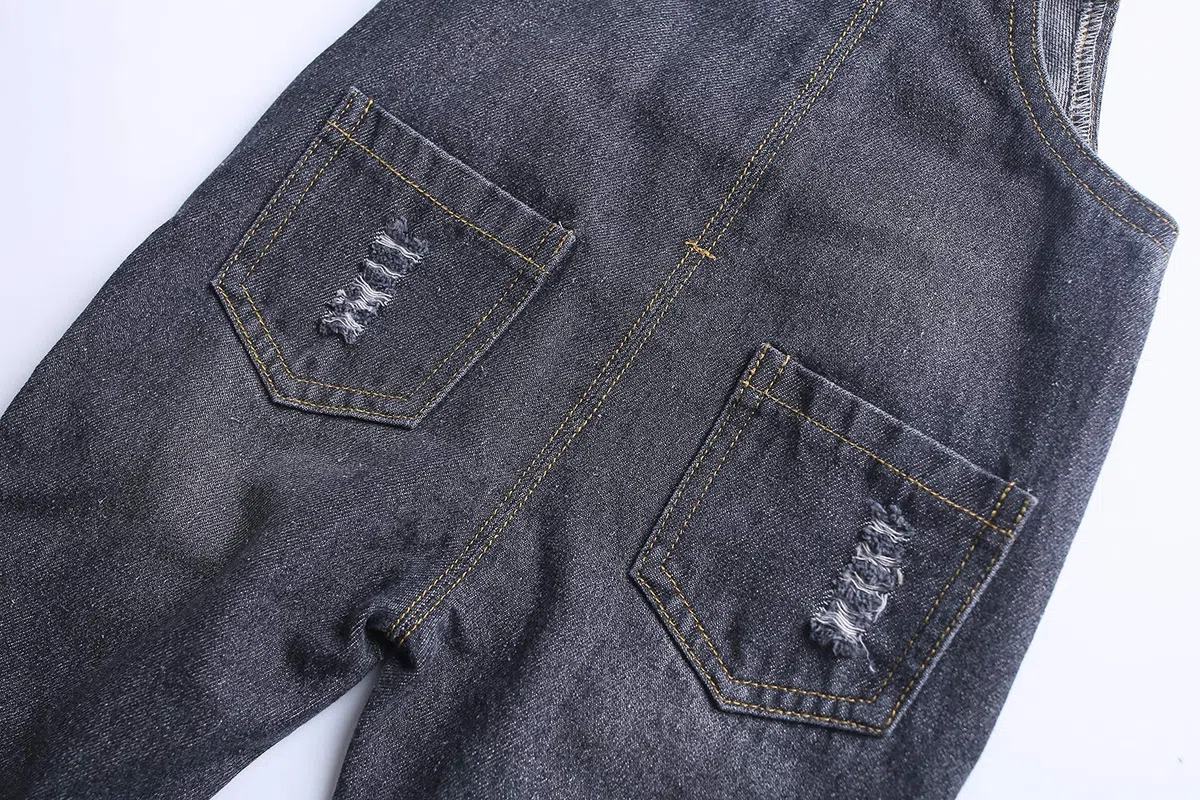 KIDSCOOL SPACE Salopette di Jeans Strappati per Bebè e Bebè in Puro Cotone Blu/Nero,Blu,3-4 Anni