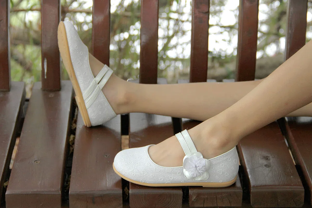 EIGHT KM Scarpe da Bambina Piccola Mary Jane Principessa da Sposa Ballerine EKM7063